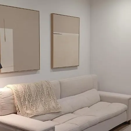 El Manzanal - Gateway To The Mountains And Bilbao